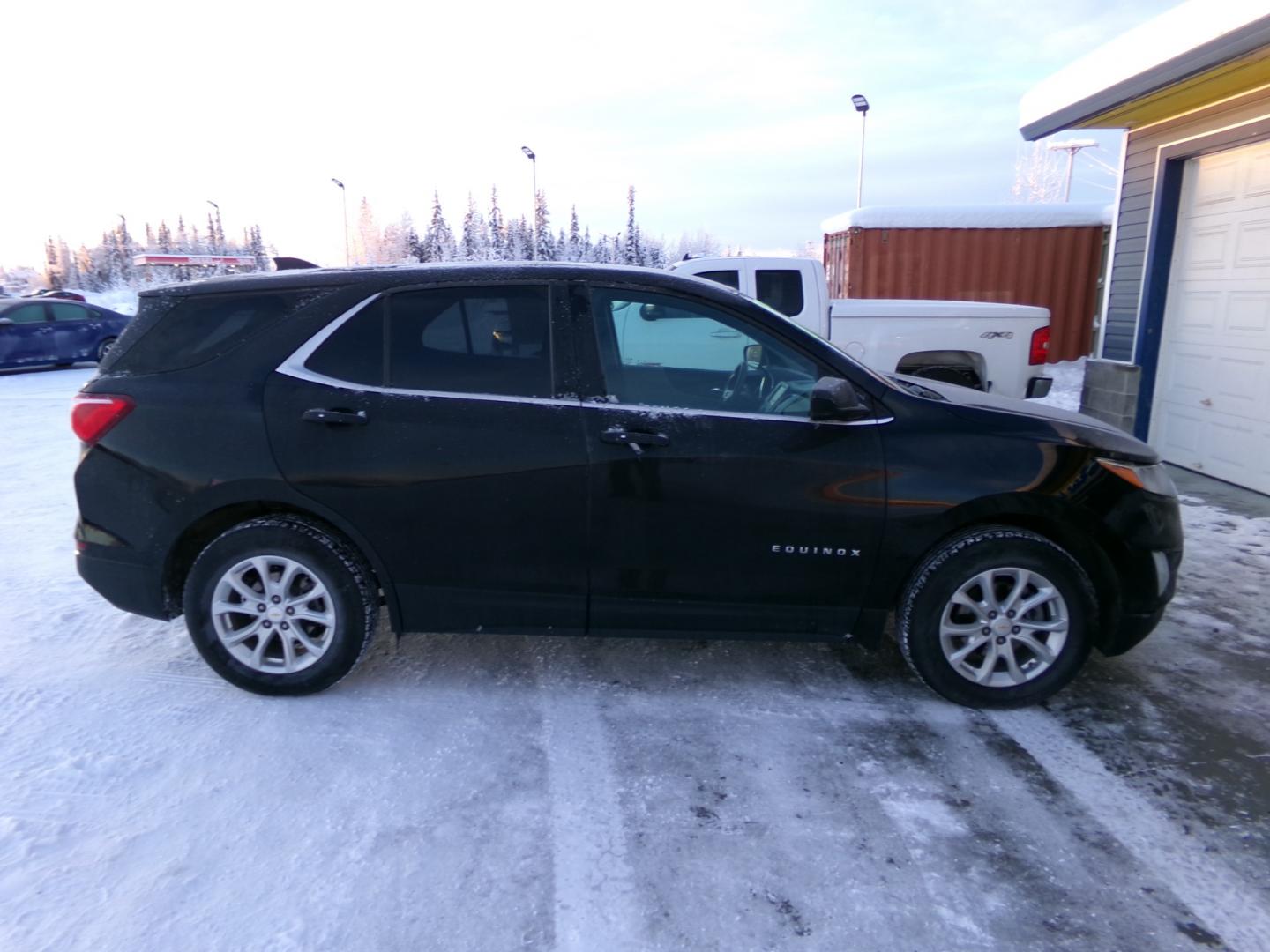 2019 Black /Black Chevrolet Equinox LT (2GNAXUEV9K6) with an 1.5L L4 DOHC 16V TURBO engine, 6-Speed Automatic transmission, located at 2630 Philips Field Rd., Fairbanks, AK, 99709, (907) 458-0593, 64.848068, -147.780609 - Photo#2